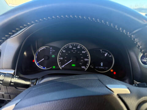 2017 Lexus CT 200h
