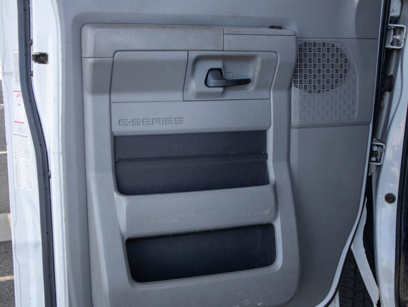 2010 Ford E-Series E-150