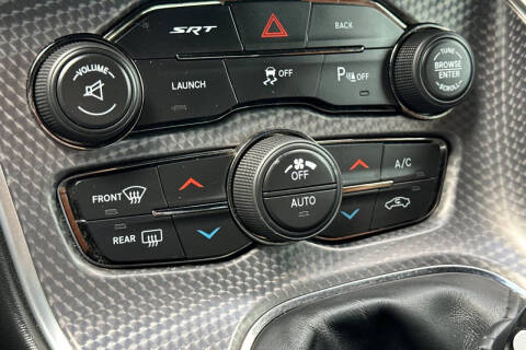 2015 Dodge Challenger SRT Hellcat