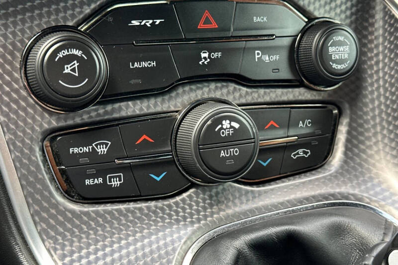 2015 Dodge Challenger SRT Hellcat