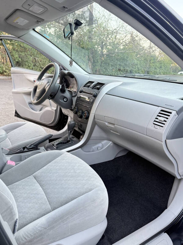 2009 Toyota Corolla LE