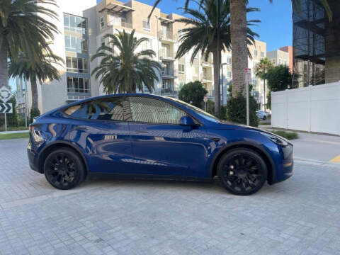 2024 Tesla Model Y Long Range