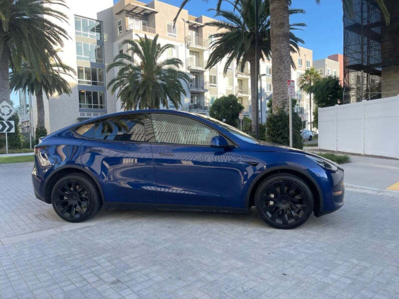 2024 Tesla Model Y Long Range