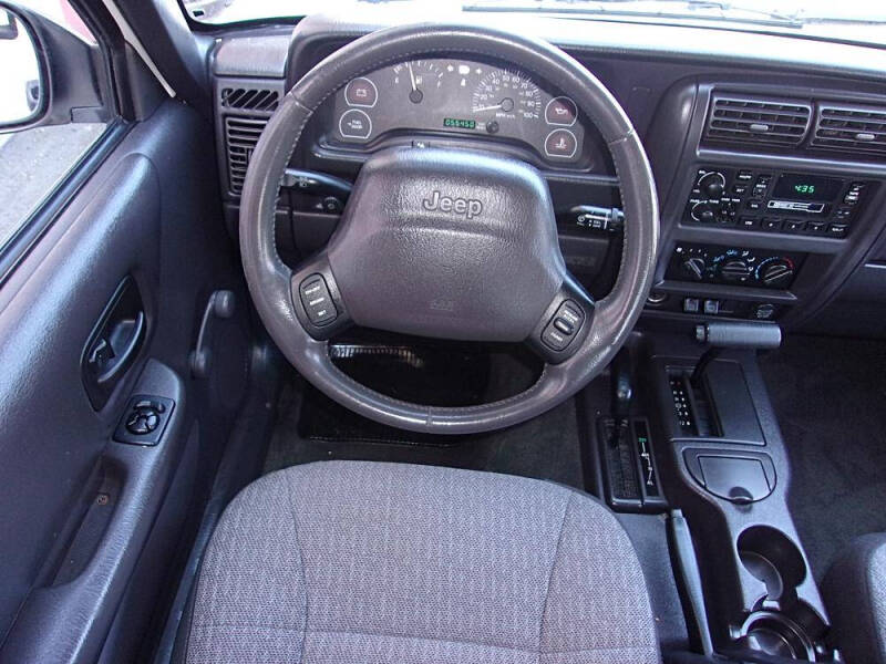 2000 Jeep Cherokee SE