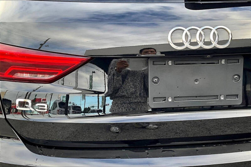 2023 Audi Q3 quattro Premium Plus 40 TFSI