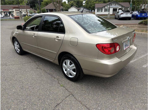 2005 Toyota Corolla