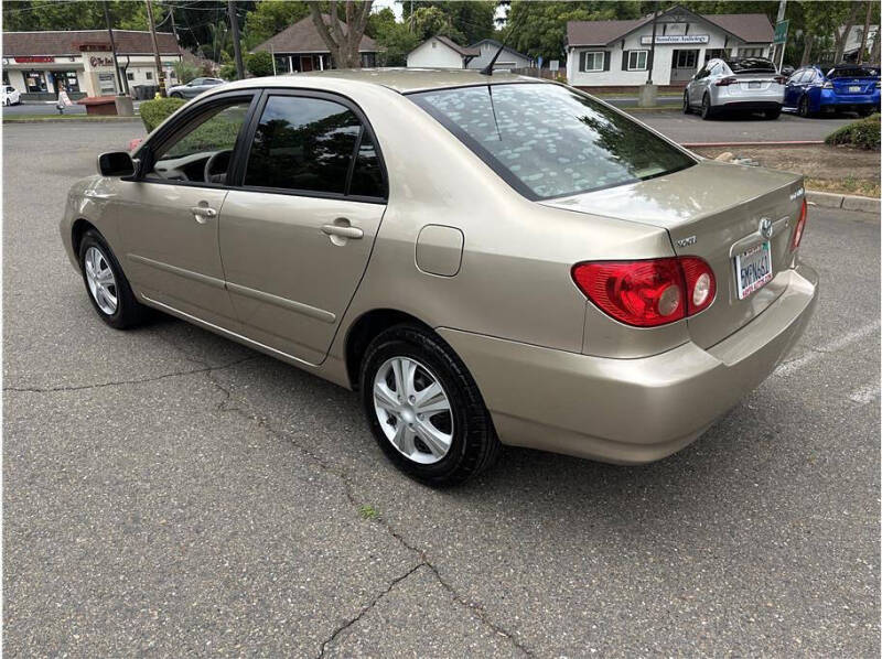 2005 Toyota Corolla