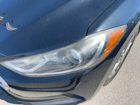 2017 Hyundai Elantra