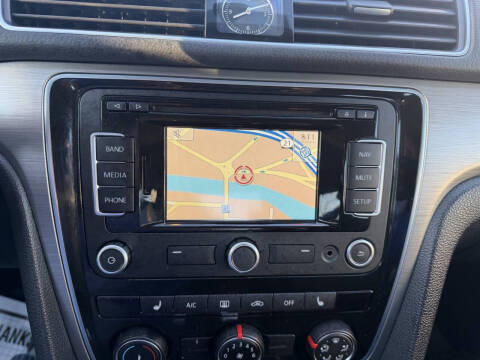 2014 Volkswagen Passat 1.8T SE PZEV