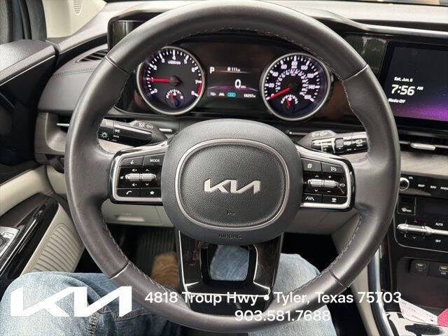 2024 Kia Carnival EX