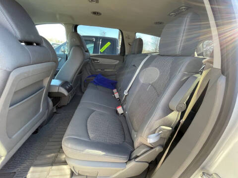 2017 Chevrolet Traverse LS