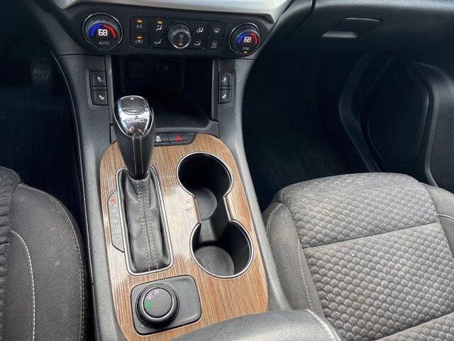 2019 GMC Acadia SLE-2