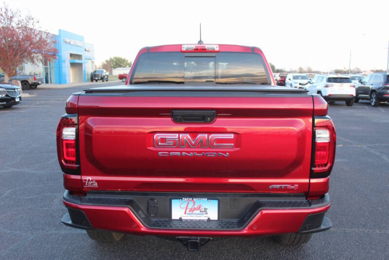 2023 GMC Canyon AT4