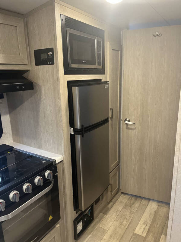 2022 2022 Flag staff 20BHS