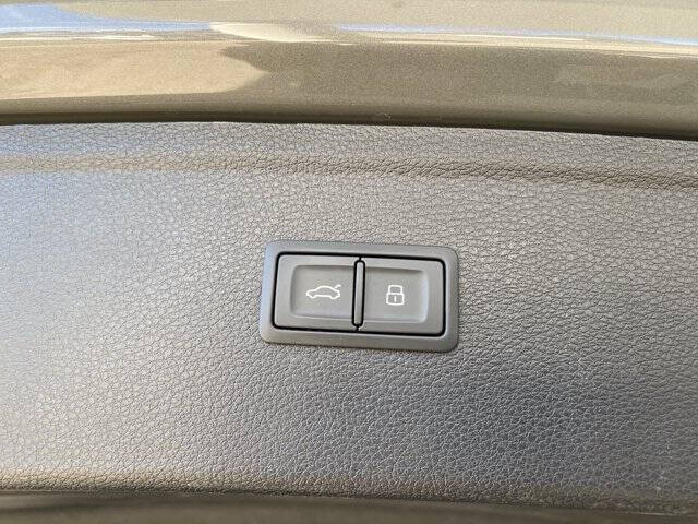 2023 Audi Q5 e quattro S line Prem Pl 55 TFSI