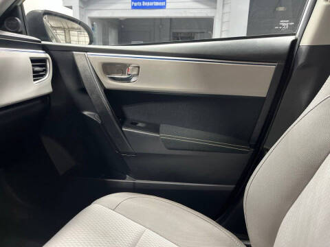 2015 Toyota Corolla LE Plus