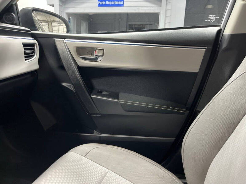 2015 Toyota Corolla LE Plus