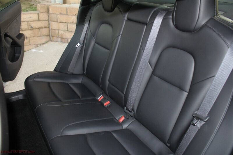 2020 Tesla Model 3 Performance