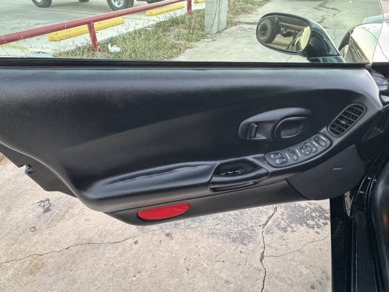 2003 Chevrolet Corvette