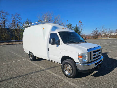 2013 Ford E-Series E-350 SD