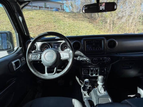 2022 Jeep Gladiator Sport S