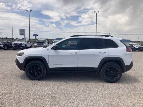 2022 Jeep Cherokee Trailhawk