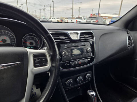 2012 Chrysler 200 Touring