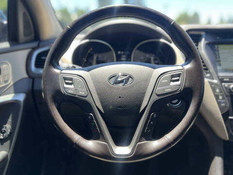 2017 Hyundai Santa Fe Limited Ultimate