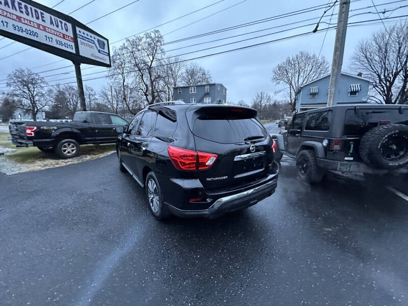 2019 Nissan Pathfinder SV