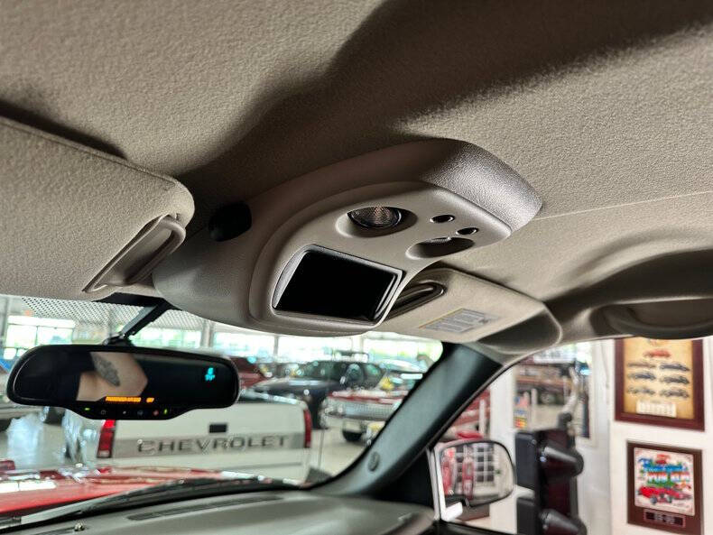 2004 Chevrolet Silverado 1500 SS