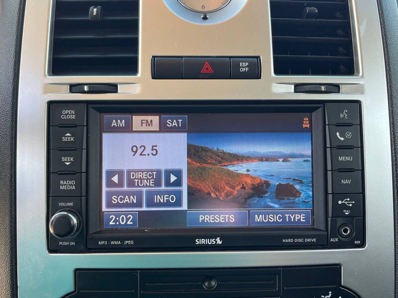 2009 Chrysler 300 SRT-8