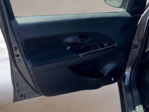 2010 Scion xD