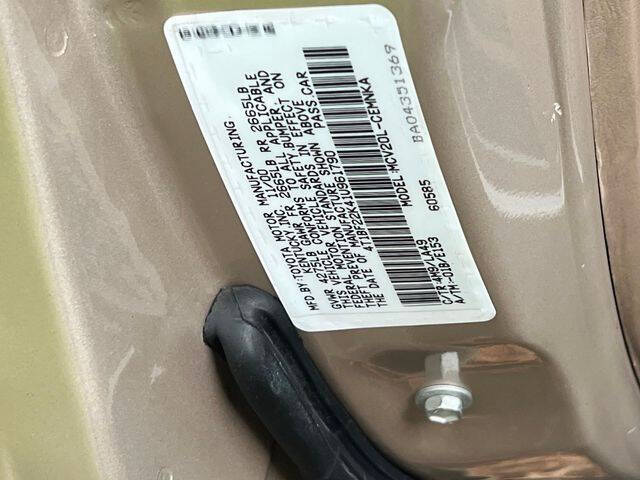 2001 Toyota Camry LE V6