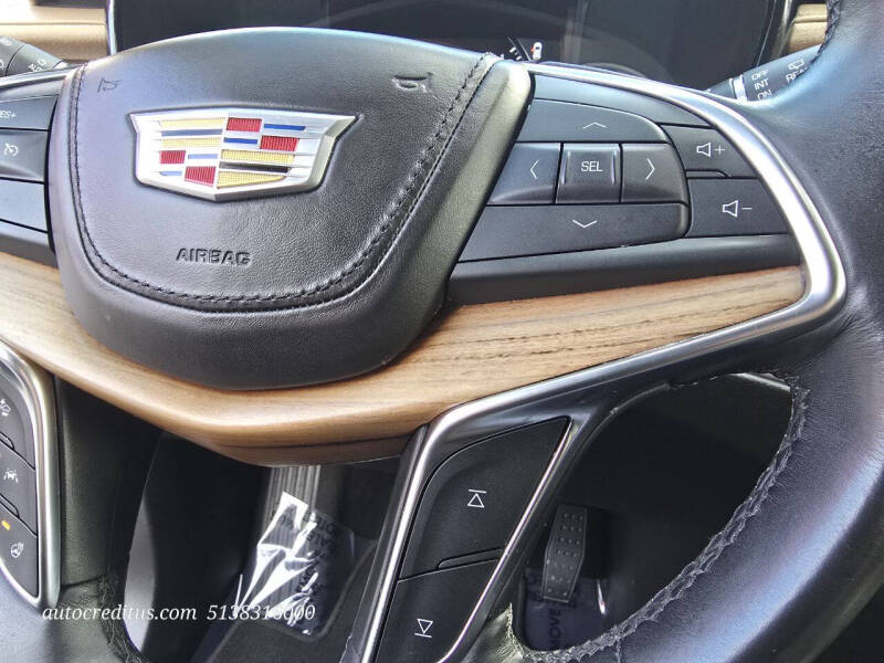 2018 Cadillac XT5 Platinum