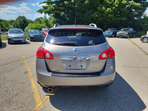 2012 Nissan Rogue SV w/SL Package