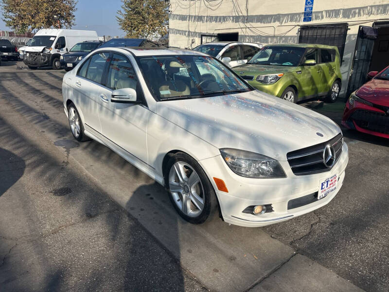 2011 Mercedes-Benz C-Class C300 Sport photo 9