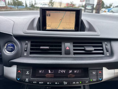 2011 Lexus CT 200h Premium