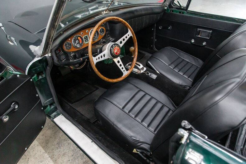 1969 MG RARE MGC