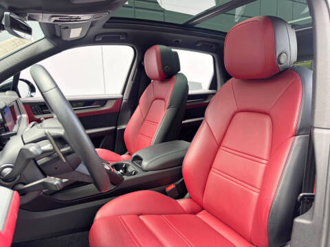 2024 Porsche Cayenne