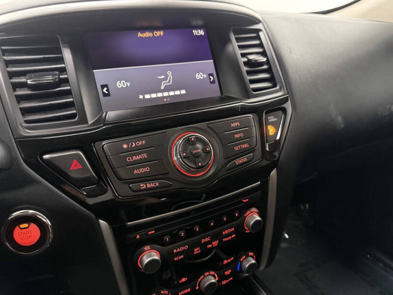 2020 Nissan Pathfinder S
