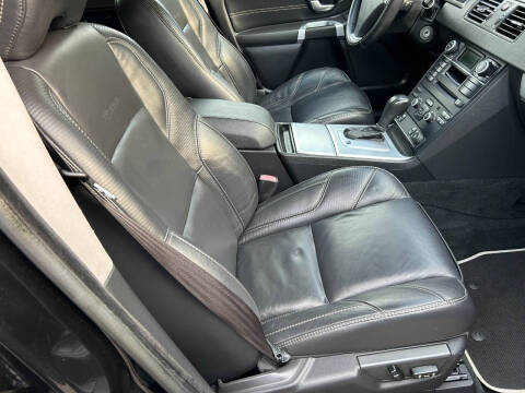 2014 Volvo XC90 3.2 R-Design Platinum