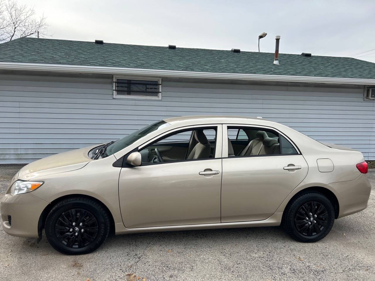 2009 Toyota Corolla for sale at Quality Cars Of South Elgin in South Elgin, IL