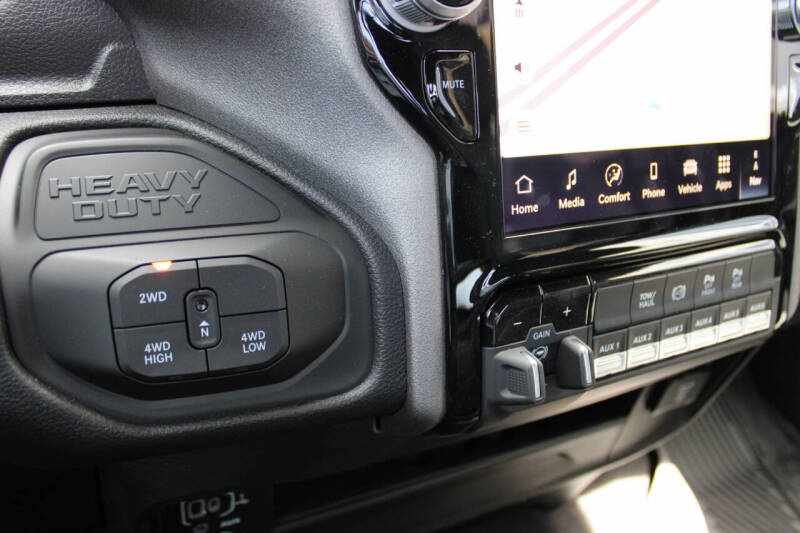 2026 RAM 2500 Black Express
