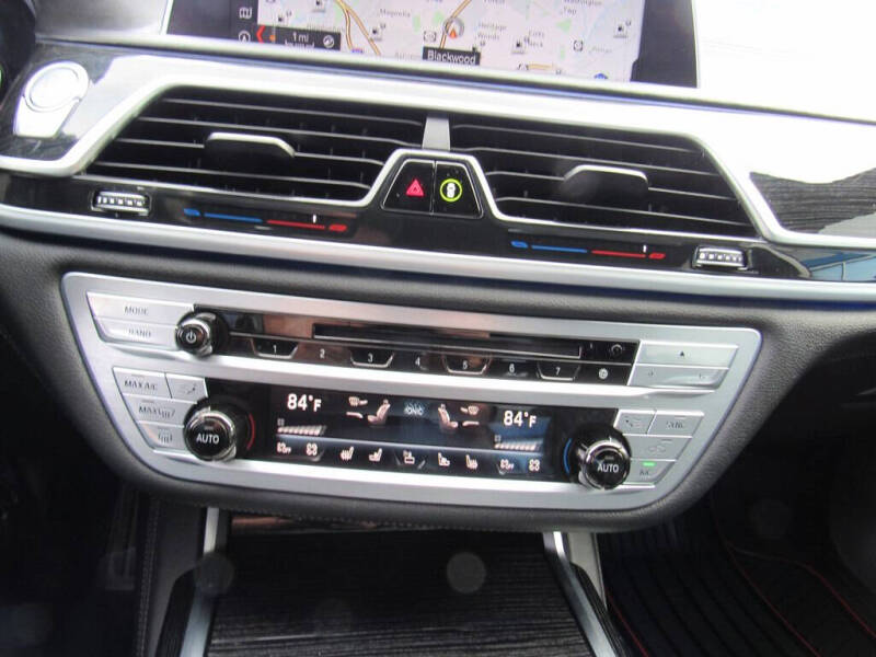 2019 BMW 7 Series 740i