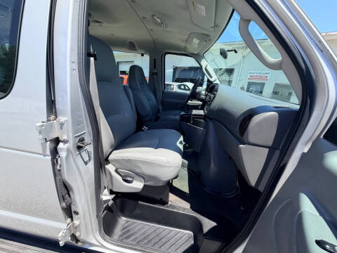 2006 Ford E-Series E-350 SD XL