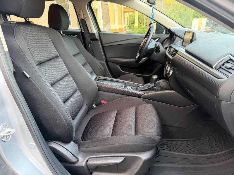 2016 Mazda MAZDA6 i Sport