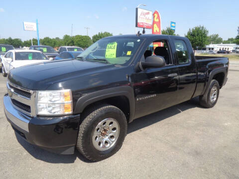 2008 Chevrolet Silverado 1500 for sale at Aspen Auto Sales in Wayne MI