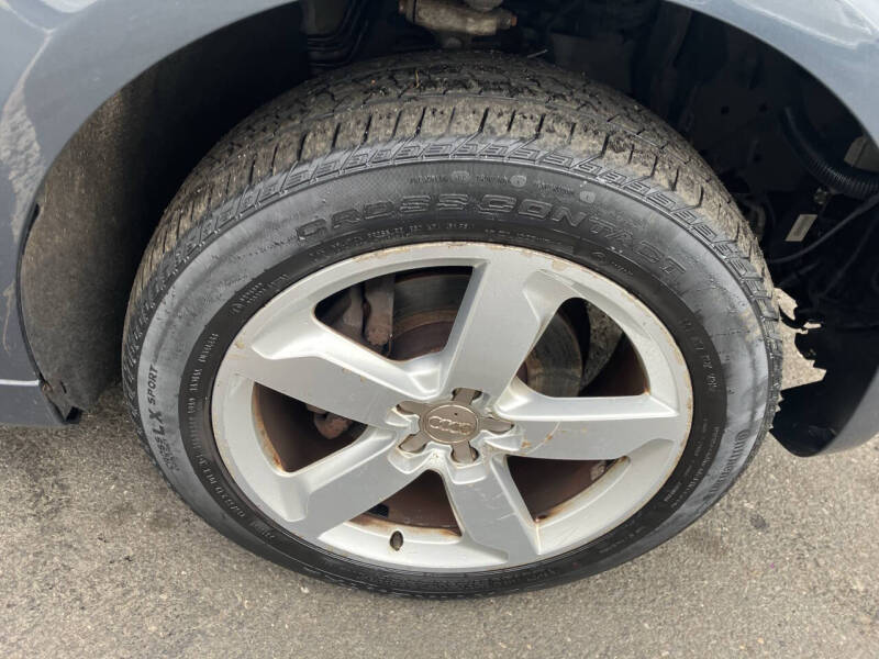2011 Audi Q5 3.2 quattro Premium Plus