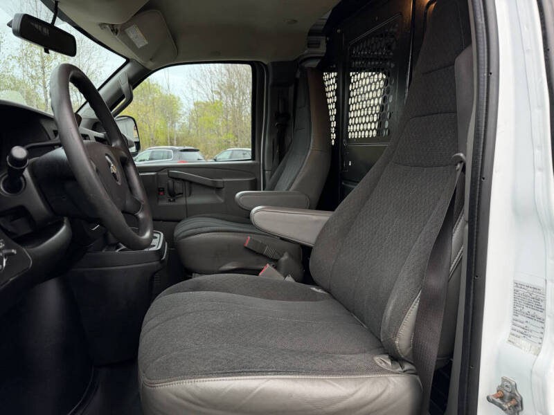 2020 Chevrolet Express 2500