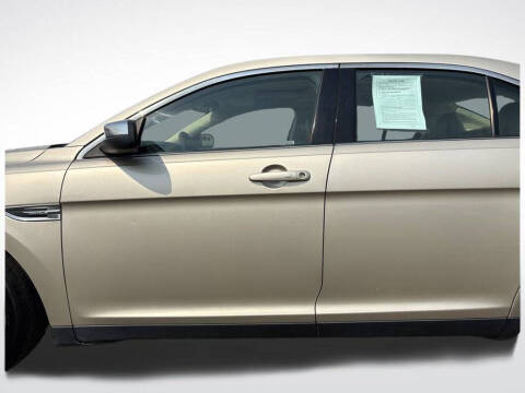 2018 Ford Taurus Limited